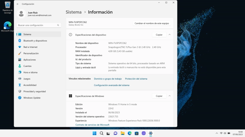 Bajo Especificaciones de Windows aparece la versión de software del ordenador.
