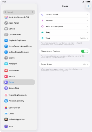 Press the required focus mode.