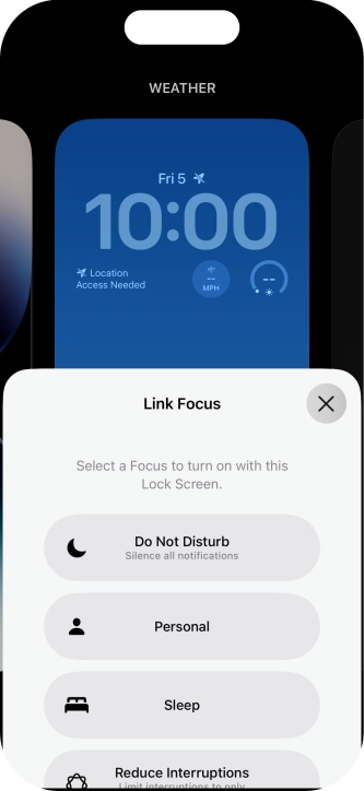 Press the required focus mode.