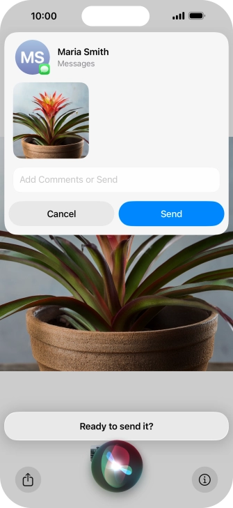 Ask Siri to share the screen content with your contacts.