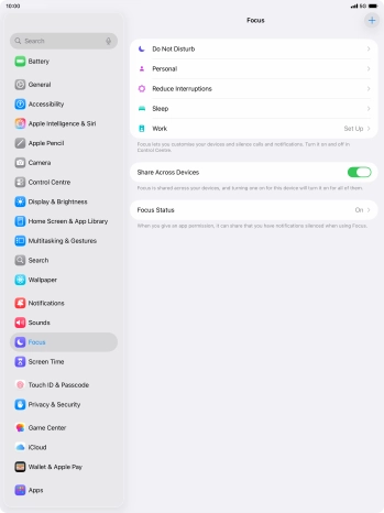 Press the required focus mode.