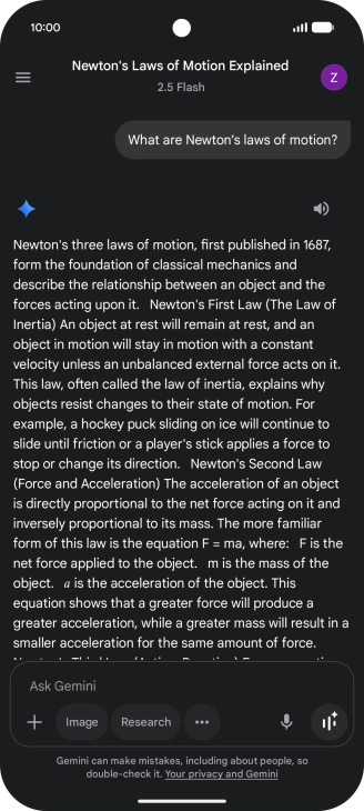 Transcription of the conversation with Gemini Live is now displayed.