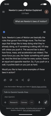 Transcription of the conversation with Gemini Live is now displayed. Transcription of the conversation with Gemini Live is now displayed.