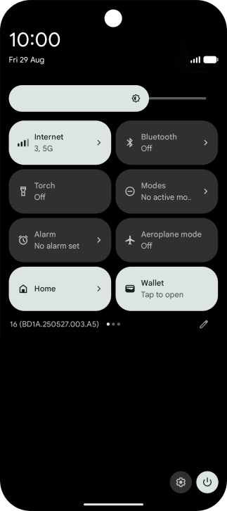 Press the flight mode icon to turn the function on or off.