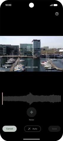Press Auto to automatically enhance the sound in the video. Press Auto to automatically enhance the sound in the video.