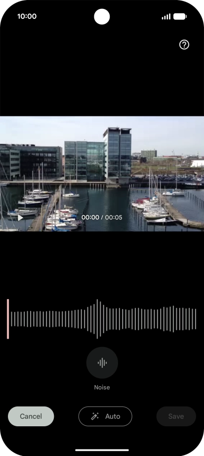 Press Auto to automatically enhance the sound in the video. Press Auto to automatically enhance the sound in the video.