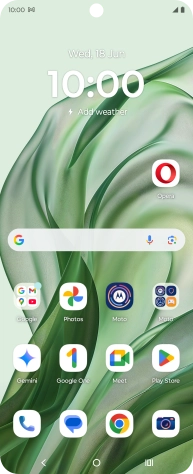 The email message icon shows that you've received a new email message. The email message icon shows that you've received a new email message.