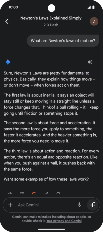 Transcription of the conversation with Gemini Live is now displayed.