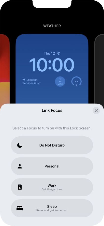 Press the required focus mode.