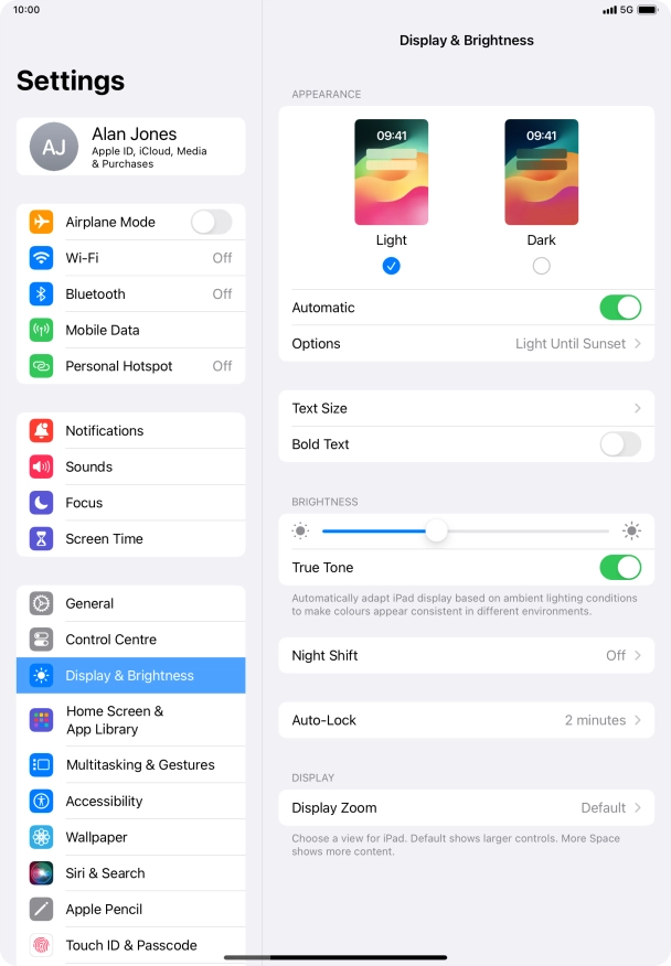 If you turn on the function, press Options and follow the instructions on the screen to select the required period of time for Dark Mode. If you turn on the function, press Options and follow the instructions on the screen to select the required period of time for Dark Mode.