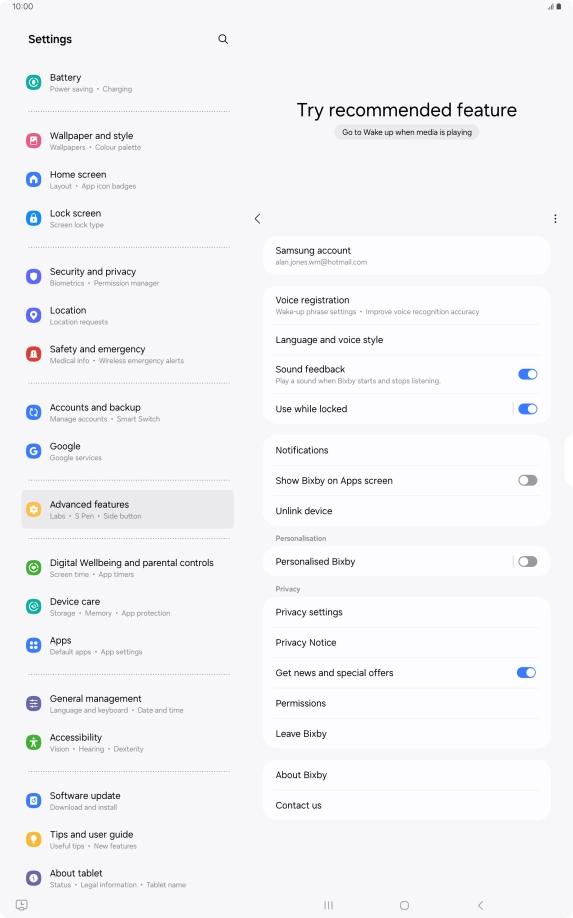 Press Voice registration and follow the instructions on the screen to turn automatic activation on or off.