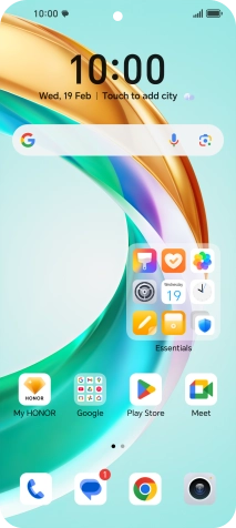 The text/picture message icon shows that you've received a new text or picture message.