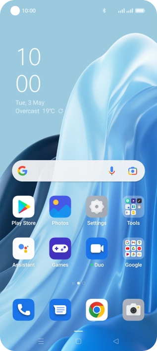 The Bluetooth icon shows that Bluetooth is turned on.