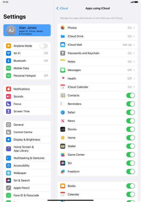 Press the indicators next to the required data types to turn synchronisation of each data type on or off.
