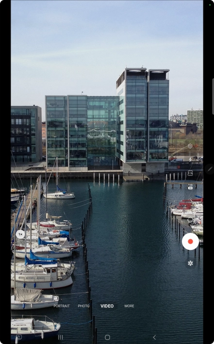 Press PHOTO. Press PHOTO.