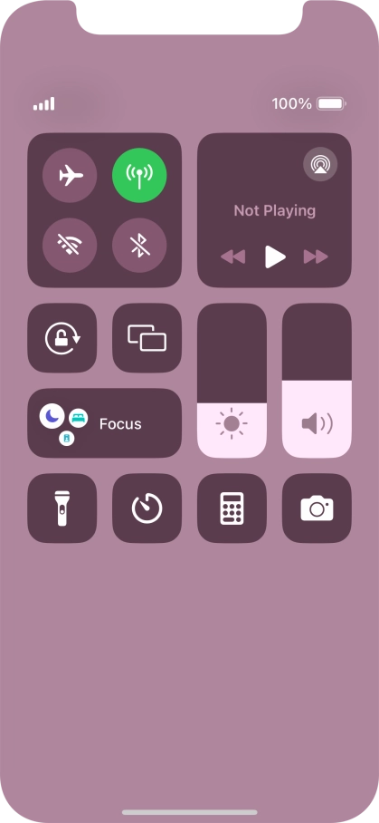Press the flight mode icon to turn the function on or off. Press the flight mode icon to turn the function on or off.