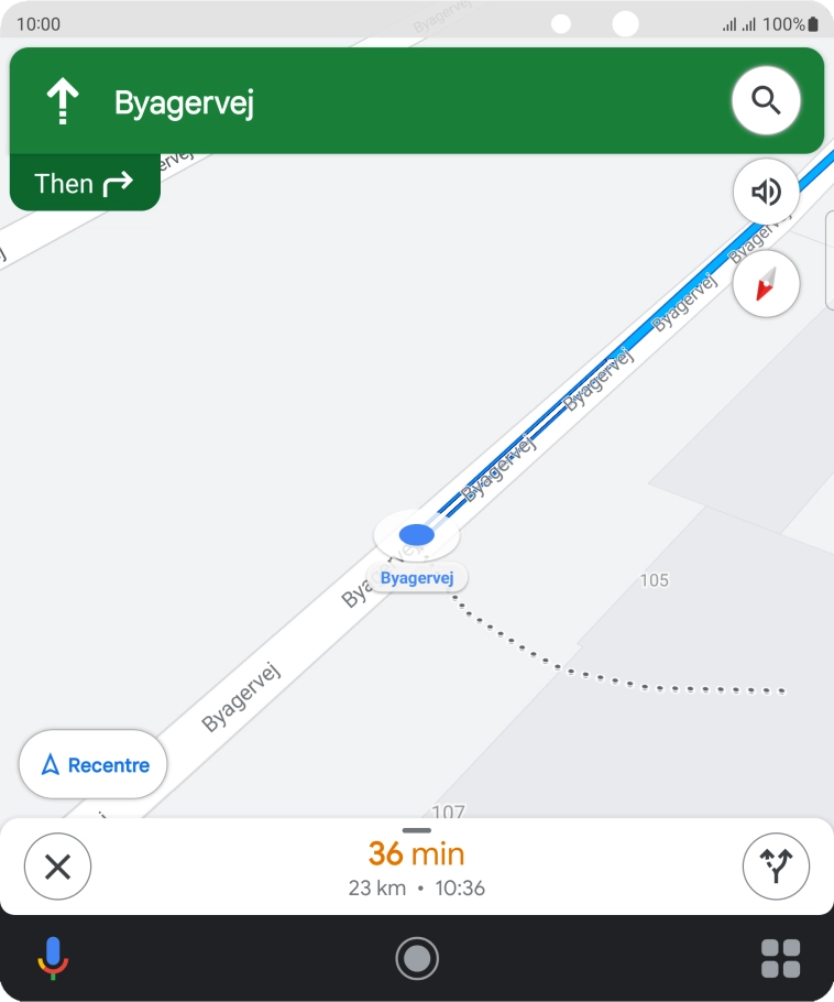 The travel information at the bottom of the screen shows your estimated time of arrival and distance to destination.