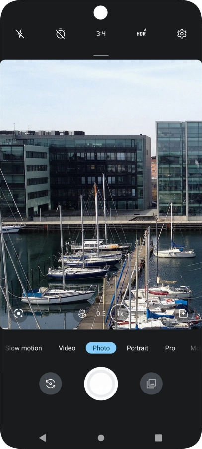 Press the flash icon.