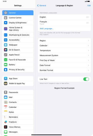 To subsequently select another language as the default language, press the move icon next to the required language and drag it to the top of the list.