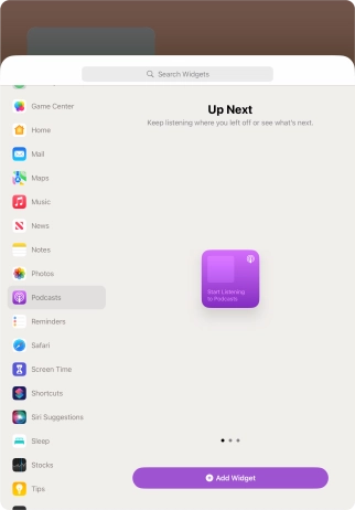 Slide your finger right or left on the screen to select the required widget size.