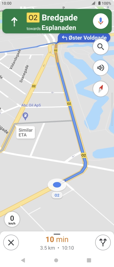 The travel information at the bottom of the screen shows your estimated time of arrival and distance to destination.
