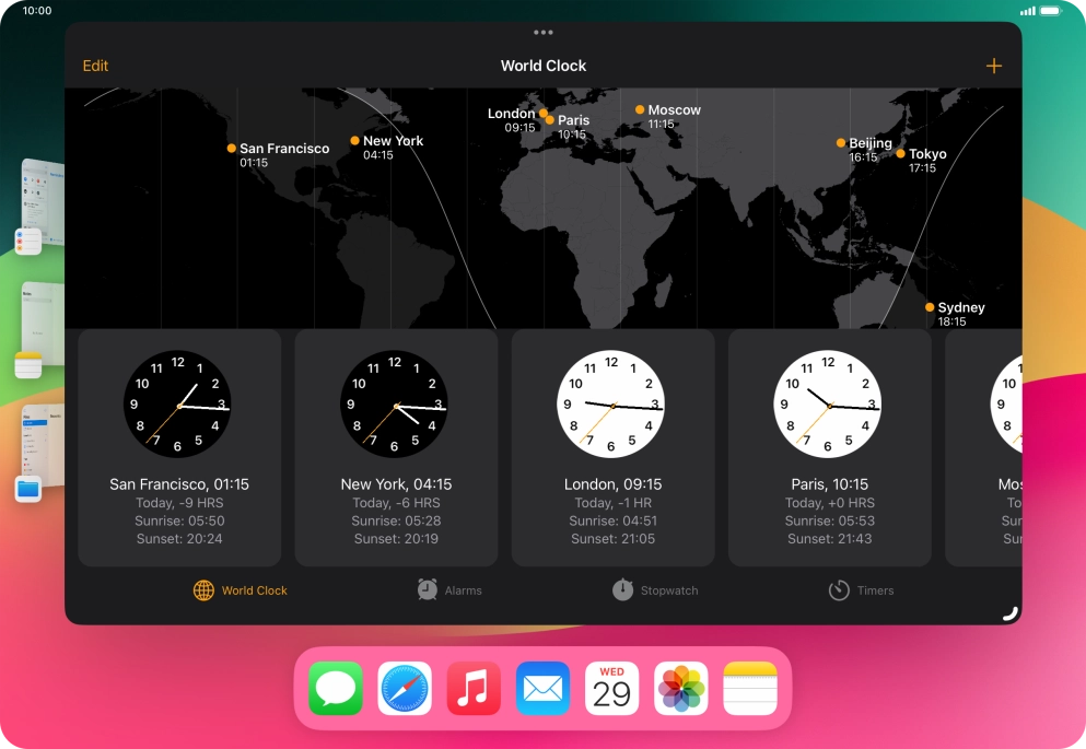 The active application is displayed at the centre of the screen.