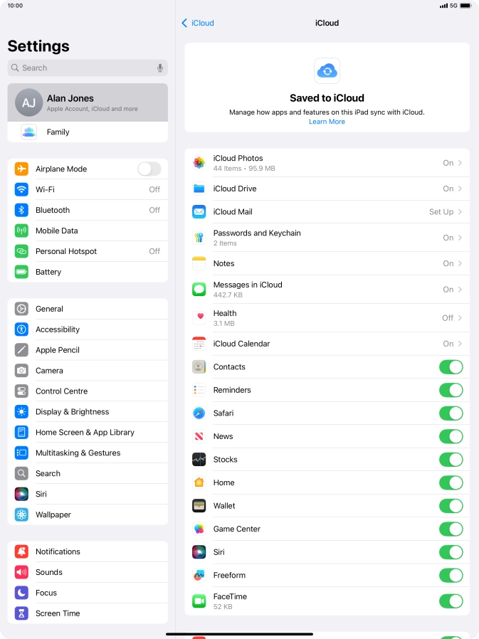 Press the indicators next to the required data types to turn synchronisation of each data type on or off.