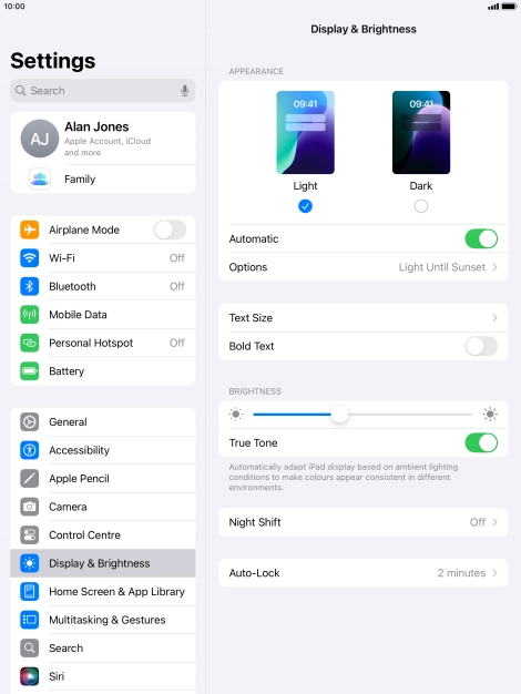 If you turn on the function, press Options and follow the instructions on the screen to select the required period of time for Dark Mode. If you turn on the function, press Options and follow the instructions on the screen to select the required period of time for Dark Mode.