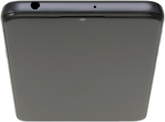 Connect the headset to the headset socket to listen to music or make a handsfree call.