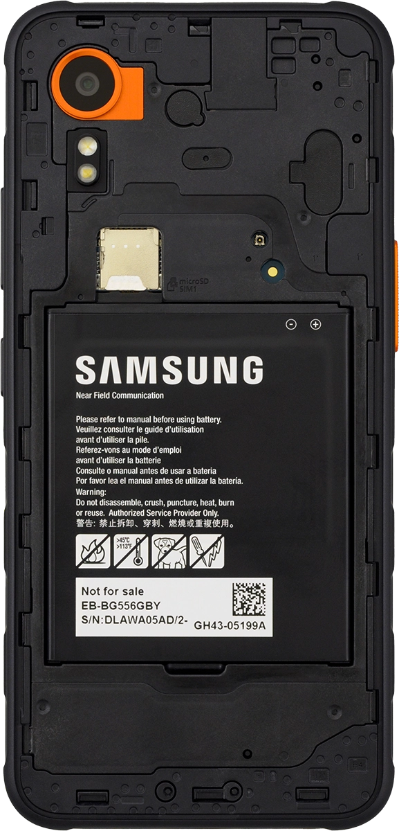 Take hold of the bottom of the battery and remove it.