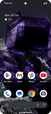 The email message icon shows that you've received a new email message.