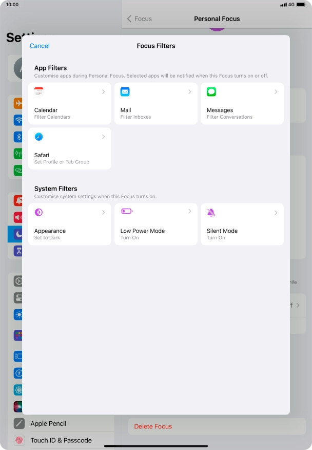 To see specific calendars in the selected focus mode, press Calendar and follow the instructions on the screen to select the required calendars.