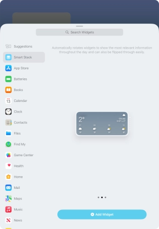 Slide your finger right or left on the screen to select the required widget size.