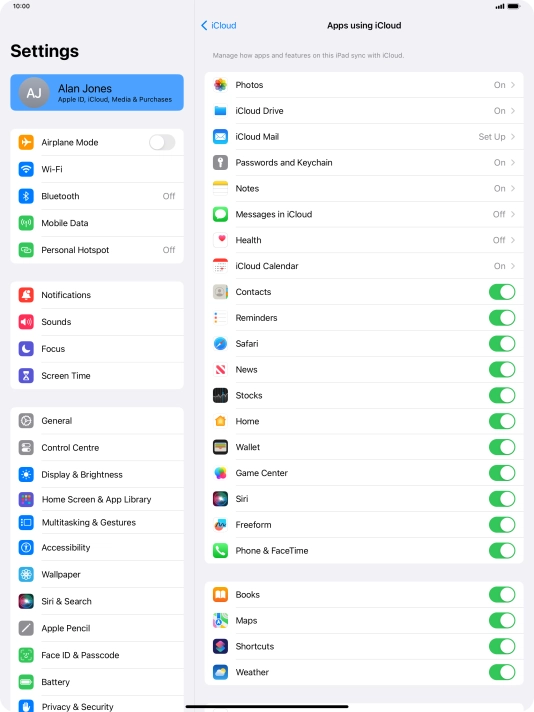 Press the indicators next to the required data types to turn synchronisation of each data type on or off.
