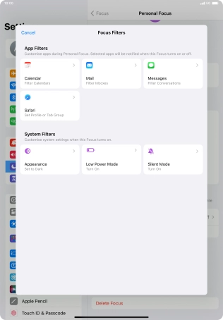 To see specific calendars in the selected focus mode, press Calendar and follow the instructions on the screen to select the required calendars.