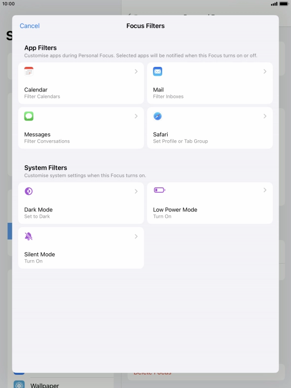 To see specific calendars in the selected focus mode, press Calendar and follow the instructions on the screen to select the required calendars.