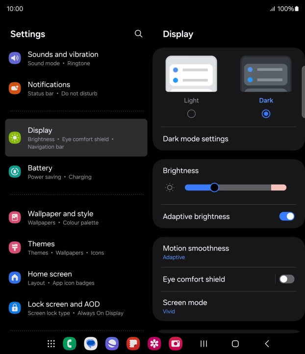 Press Dark mode settings.