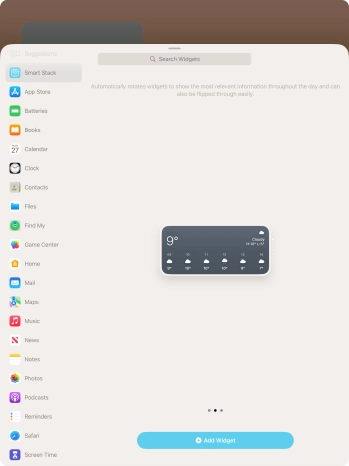 Slide your finger right or left on the screen to select the required widget size.