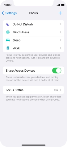 Press the required focus mode.