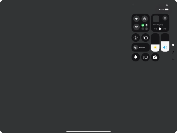 Press the Stage Manager icon to turn on the function.
