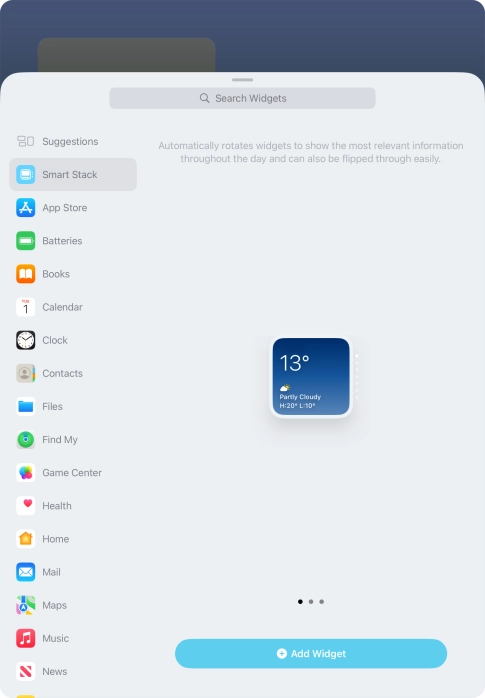 Slide your finger right or left on the screen to select the required widget size.