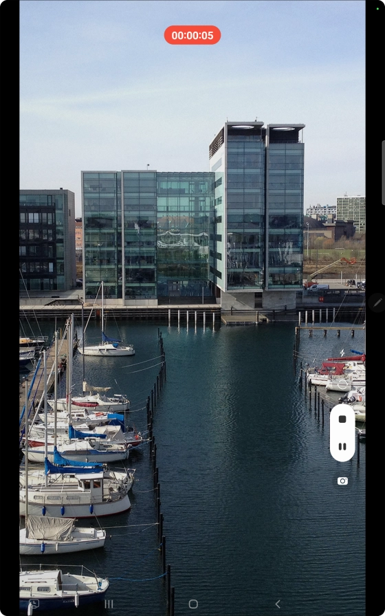 Press the stop icon to stop recording. Press the stop icon to stop recording.