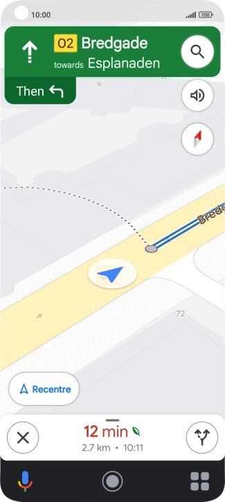 The travel information at the bottom of the screen shows your estimated time of arrival and distance to destination.