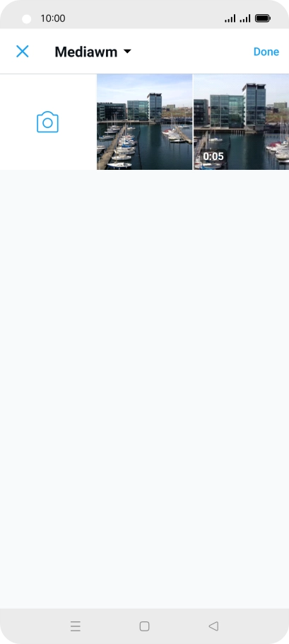 Press the required picture or video clip. Press the required picture or video clip.