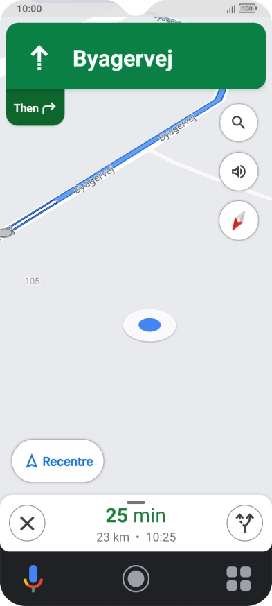 The travel information at the bottom of the screen shows your estimated time of arrival and distance to destination. The travel information at the bottom of the screen shows your estimated time of arrival and distance to destination.