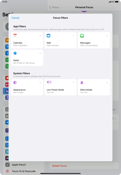 To see specific calendars in the selected focus mode, press Calendar and follow the instructions on the screen to select the required calendars.