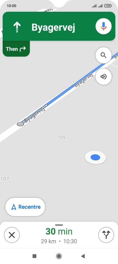 The travel information at the bottom of the screen shows your estimated time of arrival and distance to destination.
