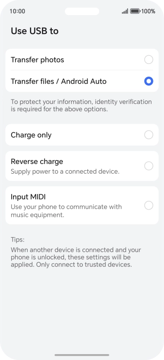 Press Transfer files / Android Auto.