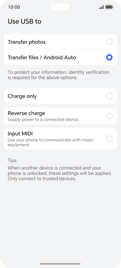 Press Transfer files / Android Auto.