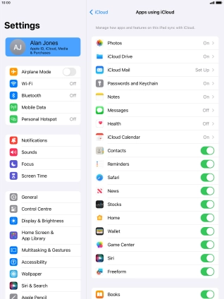 Press the indicators next to the required data types to turn synchronisation of each data type on or off.